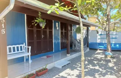 Linda casa com piscina á 70 metros do mar de zimbros