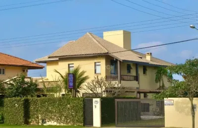 Casa com 6 quartos para alugar na Avenida Água Marinha, 1641, Mariscal, Bombinhas