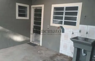 Casa com 02 quartos para alugar no bairro do caxambu - jundiaí /sp
