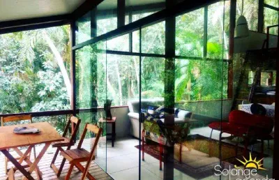 Lindo sobrado - arquitetura diferenciada - 3 dormitórios (2 suítes)