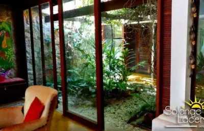 Linda casa - 80 metros da praia - jardim de inverno - 3 dormitórios (1 suíte) - edícula
