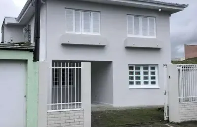 Casa com 3 quartos para alugar na rua agostinho pereira alves, 31, bockmann, paranaguá por r$ 4.000
