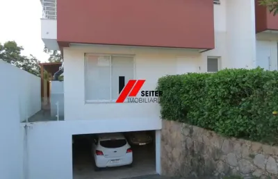 Casa com 3 quartos a venda no bairro sambaqui em florianópolis