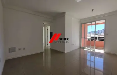 Apartamento à venda no bairro barreiros em são josé
