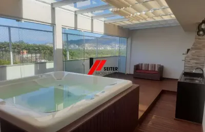 Cobertura à venda no bairro itacorubi em florianópolis.
