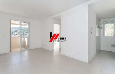 Apartamento de 2 dormitórios com suite e sacada com churrasqueira a venda itacorubi
