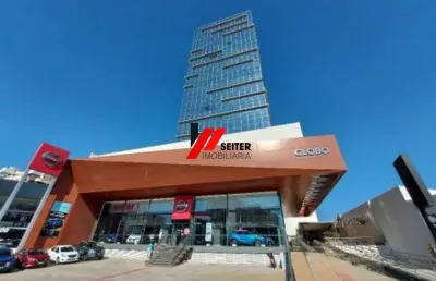 Conjunto comercial no centro do estreito / sala a venda 32,64m²