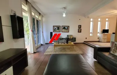 Casa com 4 quartos para alugar na Trindade, Florianópolis 