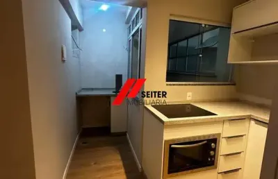 Apartamento à venda em florianópolis-sc, centro - 2 quartos 1 sala 1 banheiro 47,62 m² de área.