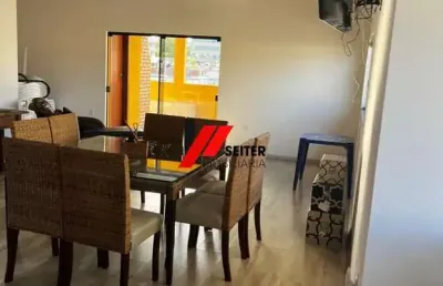 Casa com 3 quartos à venda na Agronômica, Florianópolis 