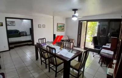Casa a venda na carvoeira com área total de 364m com viabilidade para prédio de 5 andares