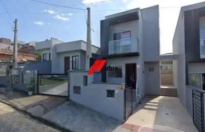 Casa à venda  com  79,00m² em são josé 2 quartos 2 suítes 2 salas 3 banheiros1 vaga. invista no seu conforto!