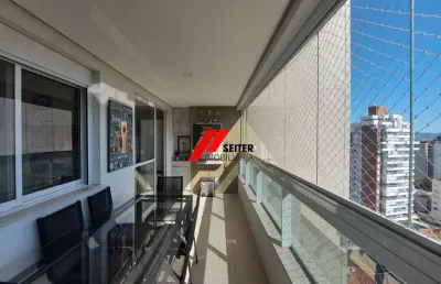 Apartamento com 3 quartos à venda na Agronômica, Florianópolis 