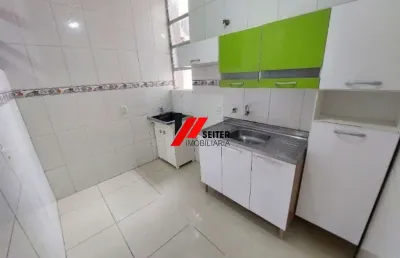 Apartamento com 2 quartos para alugar no Centro, Florianópolis 