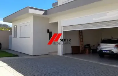 Casa de 4 dormitorios a venda santa monica florianopolis