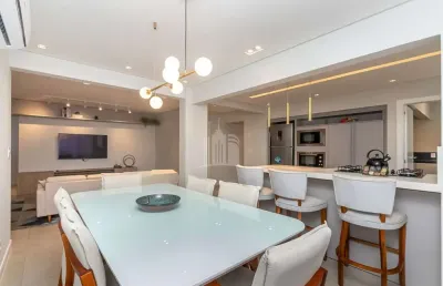 Apartamento na avenida brasil com 1 suíte + 2 dormitórios em balneário camboriú