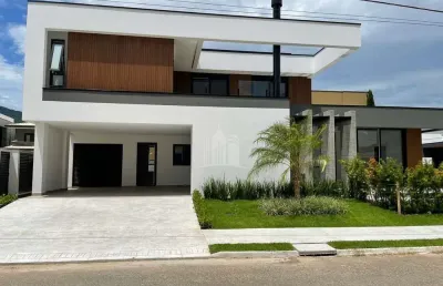 Casa alto padrão no caledônia entre o mar e as montanhas