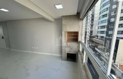Excelente apartamento reformado na avenida alvin bauer pertinho da av brasil