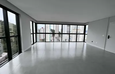 Apartamento novo  com 04 suítes na barra norte de balneário camboriú