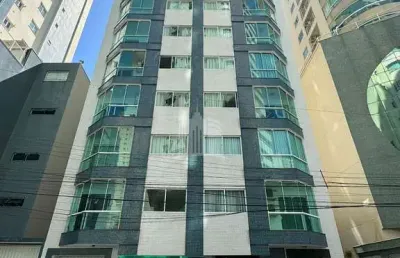 Apartamento a venda no edificio dona matilde quadra do mar