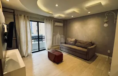 Apartamento mobiliado a 400 metros do mar no coração de balneário camboriú