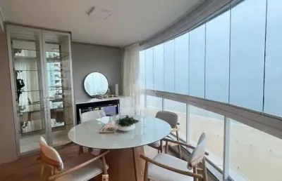 Com 03 dormitórios - ed number one. apartamento a venda frente mar em balneário camboriú sc