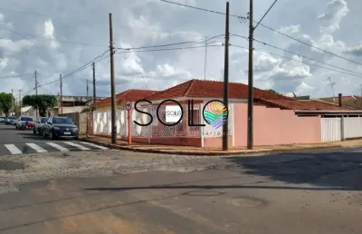 Casa com 3 quartos à venda no Centro, Araraquara 