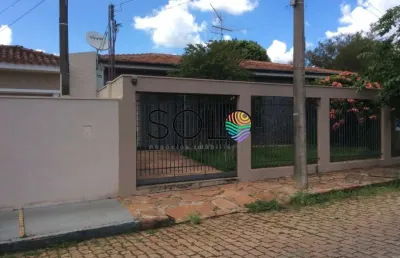 Casa com 3 quartos à venda no Centro, Araraquara 