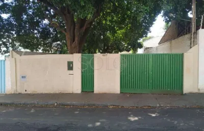 Casa com 4 quartos à venda no Centro, Araraquara 
