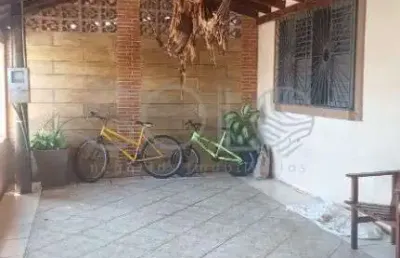 Casa com 3 quartos à venda no Jardim Maria Luiza, Araraquara 