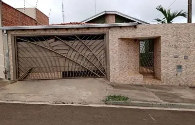Casa com 2 quartos à venda no Jardim Imperador, Araraquara 