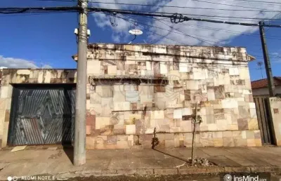 Oportunidade de investimento - casa com 03 dormitorios