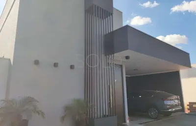 Casa com 3 quartos à venda no Jardim Quitandinha, Araraquara 