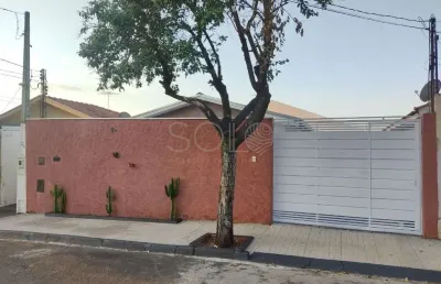 Casa com 3 quartos à venda na Vila Independência, Araraquara 
