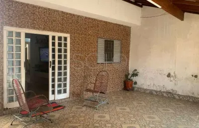 O conforto que voce merece: casa com 2 dormitorios sendo 1 suite!