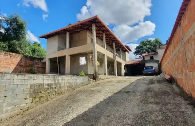 Imperdível! casa à venda em esmeraldas-mg, no bairro fernão dias, com 4 quartos, 2 suítes, 3 salas, 4 banheiros, 3 vagas de garagem e 360m².