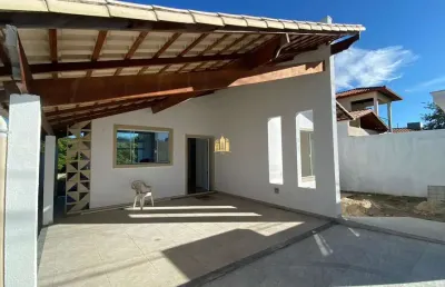 Casa à venda em esmeraldas-mg: moderna e espaçosa, 3 quartos, 1 suíte, 2 vagas de garagem! oportunidade única no bairro bandeirantes!