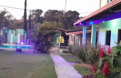 Casa à venda em são joaquin de bicas-mg: 9 quartos, 1 suíte, 4 salas, 9 banheiros, 2 vagas, 800m² de área no bairro são josé.