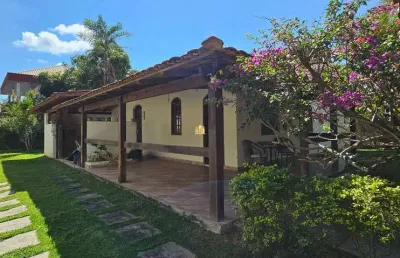 Casa à venda condomínio clube dos 200: 3 quartos, lazer completo!
