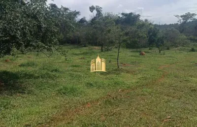Terreno à venda esmeraldas, novo retiro: 3 hectares, lagoas e próximo à cidade!