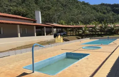 Sítio à venda: 7.500m², área de lazer completa, casa de hóspedes e segurança!