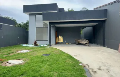 Casa 3 quartos com suíte - 180m² - sala com pé direito duplo - 5 vagas - acabamento premium