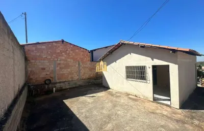 Casa 2 quartos, lote 360m², garagem 3 carros, habite-se ? r$ 190 mil