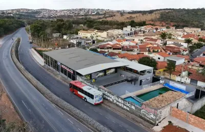 Galpão 650m² para locação no floresta encantada, esmeraldas. localização estratégica na mg-432, fácil acesso à br-040 e mão de obra abundante.