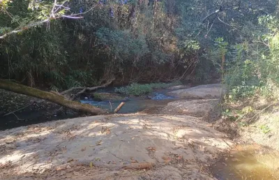 Fazenda 49 hectares há em itatiaiuçu com casa sede 3 qts.