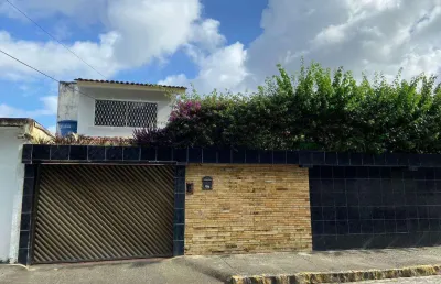 Casa com 3 quartos à venda na Rua Doutor Luiz Ribeiro Bastos, 37, Casa Forte, Recife