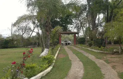Chácara / sítio com 3 quartos à venda na Rua Jose Batista Martins, 0, 947, Centro, Araçoiaba da Serra