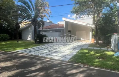 Casa com 4 quartos sendo 2 suítes e hidromassagem - resid. lago azul