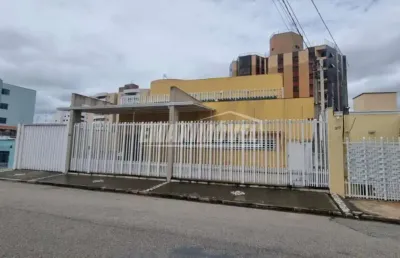 Casa com 4 quartos à venda na Rua Mato Grosso, 40/50, Vila Augusta, Sorocaba