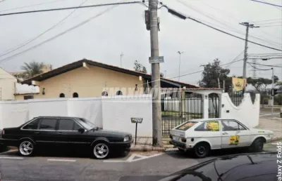 Casa com 3 quartos à venda na Rua Ângelo Vial, 24, Jardim Refúgio, Sorocaba
